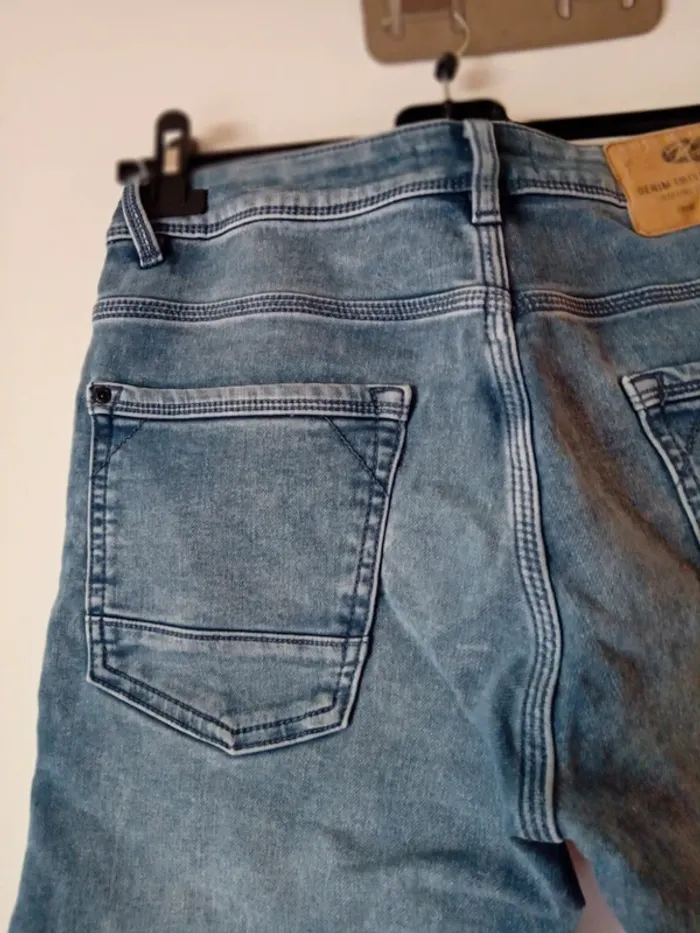 Joli bermuda bleu. Taille S. Petrol - photo numéro 8