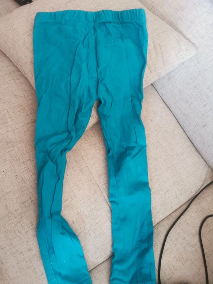 2 pantalons - photo numéro 2