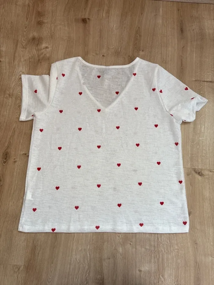 T-shirt blanc cœur rouge - photo numéro 3