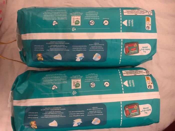 couches Pampers baby dry taille 8 - photo numéro 2
