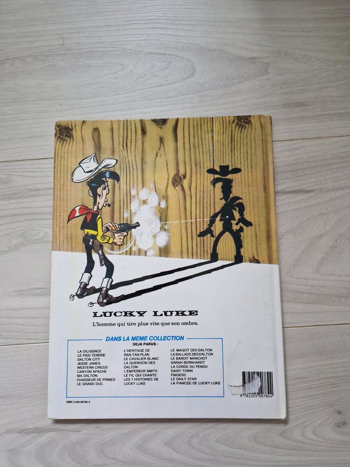 BD 7 histoires de Lycky Luke - photo numéro 2