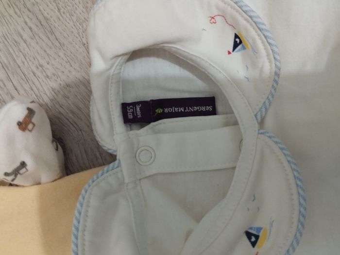 Lot vêtements bébé garçon Taille 1 mois - photo numéro 8