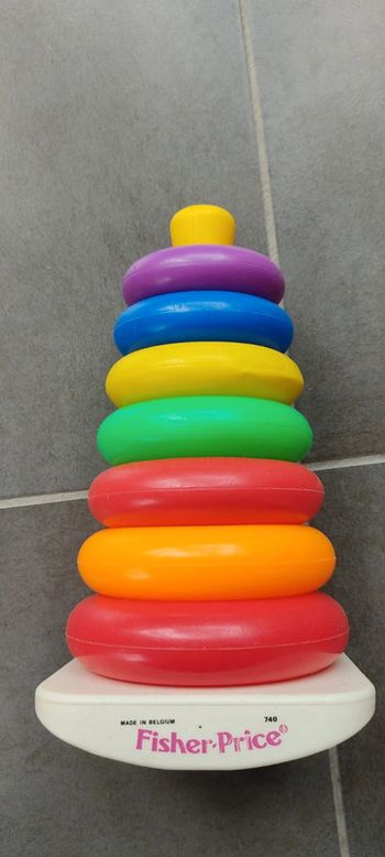 Anneaux colorés à empiler vintage