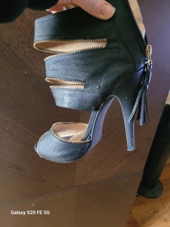 Talons