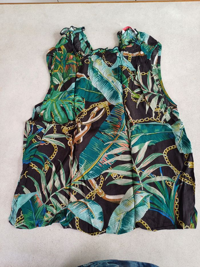 Haut taille 34