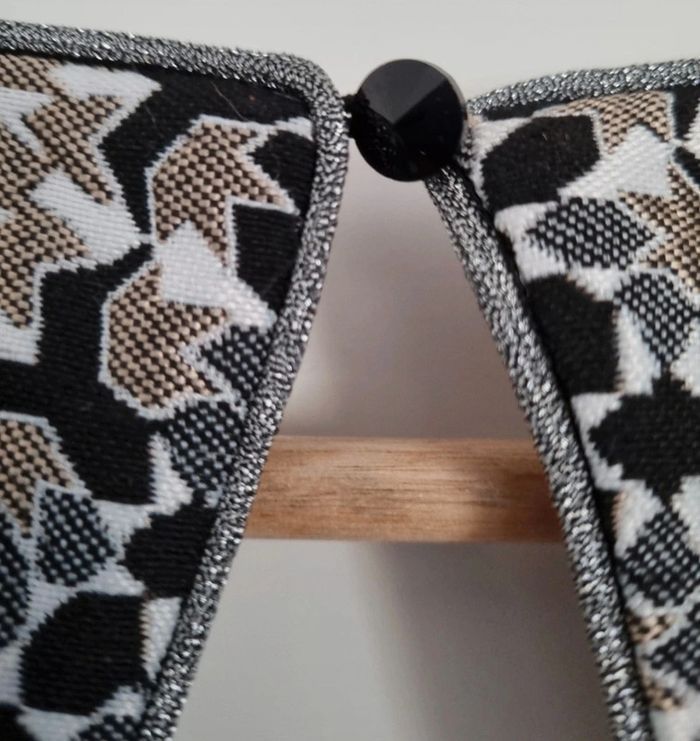 Robe trapèze sans manches à fleurs noir/ taupe/ blanc - photo numéro 9