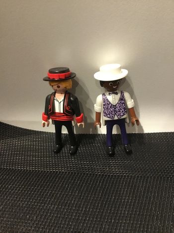 Playmobil lot 2 figurines hommes danseurs de flamenco avec chapeaux