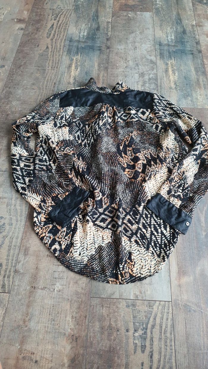 Blouse solange taille 36 en très bon état neuf sans étiquette - photo numéro 4