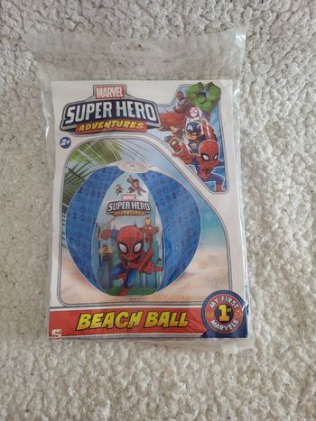 Ballon Gonflable Marvel pour piscine