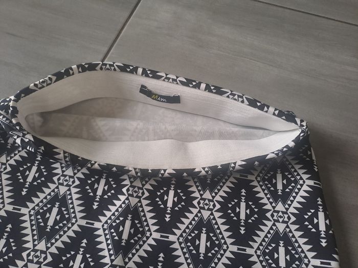 Jupe courte noir blanche MIM Taille M - photo numéro 4