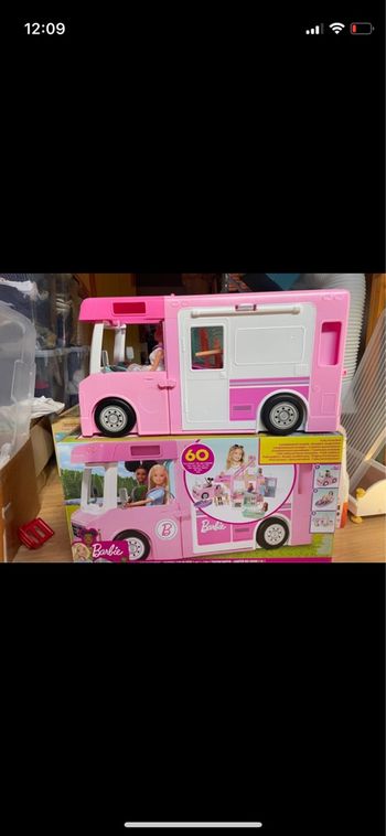 Barbie camping car