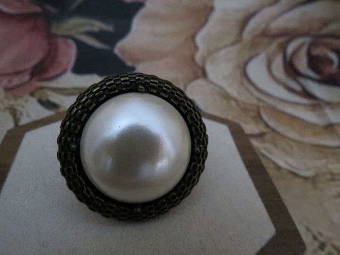bague vintage perle nacrée style rétro - photo numéro 3
