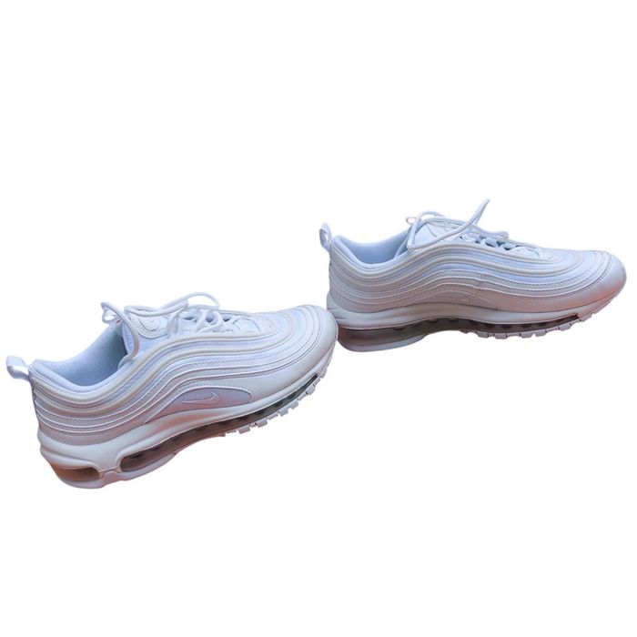 Magnifiques Nike pour 38 - photo numéro 6