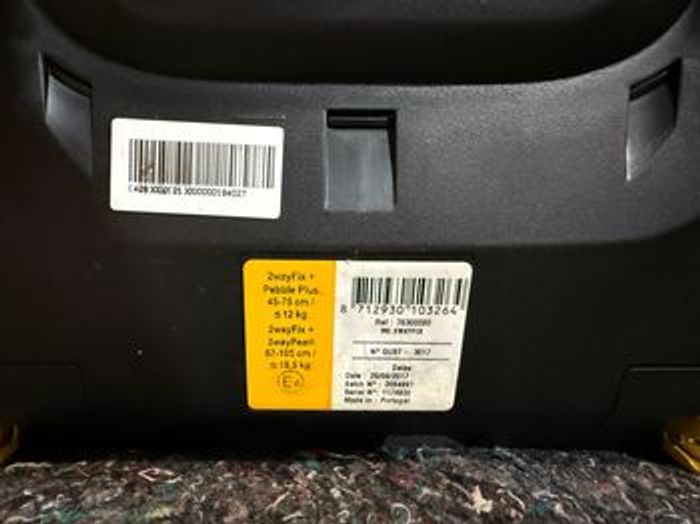 Lot complet poussette et siège auto Zelia S Trio + base isofix + accessoires Maxi-Cosi - photo numéro 8