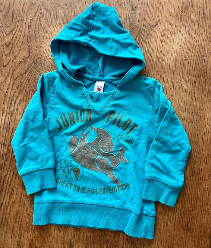 Sweat-shirt capuche bleu 24 mois