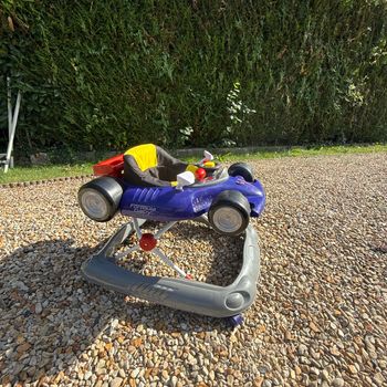 Trotteur voiture