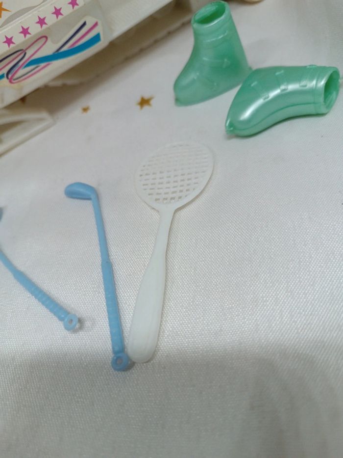 Motoneige snowmobile snow sport d'hiver winter raquette golf barbie Steffi perle poupée doll - photo numéro 3