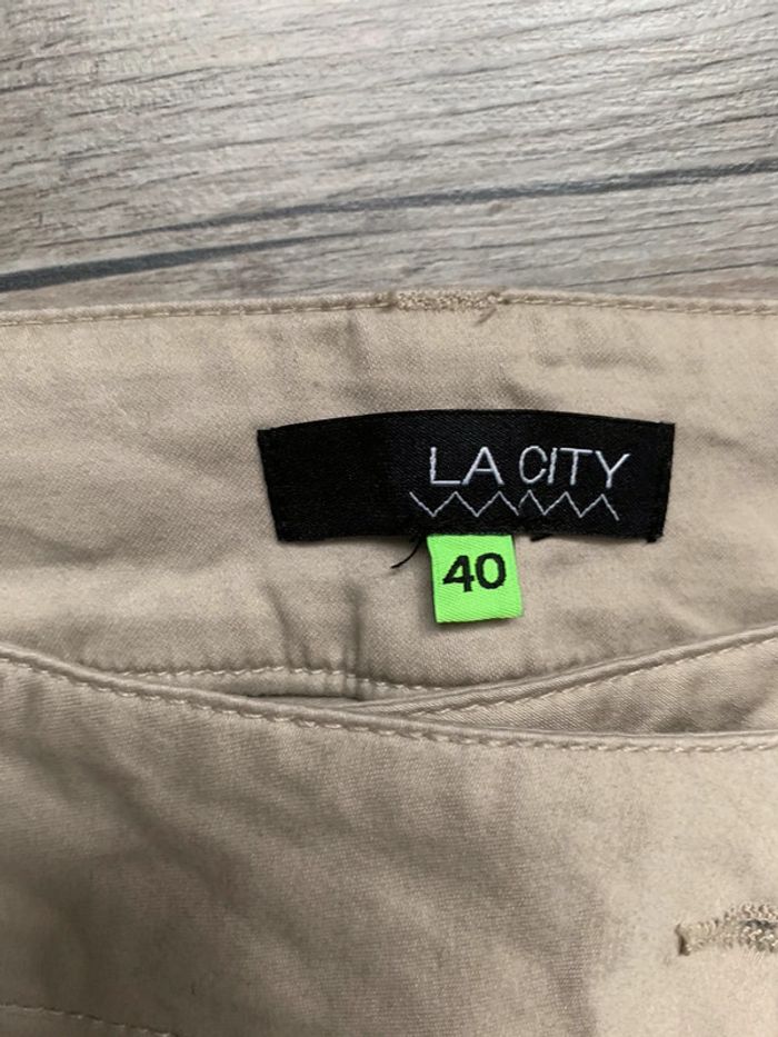 Pantalon beige brillant taille 40 - photo numéro 3