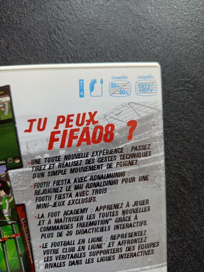 Nintendo - Wii - Fifa 08 - photo numéro 3