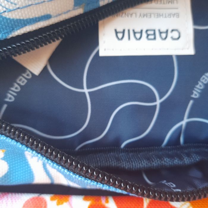 Lot de 2 pochettes Cabaïa neuves avec étiquettes. Numérotées
Laura deleuze et Barthélémy lanzini.
Pochon de lavande - photo numéro 7