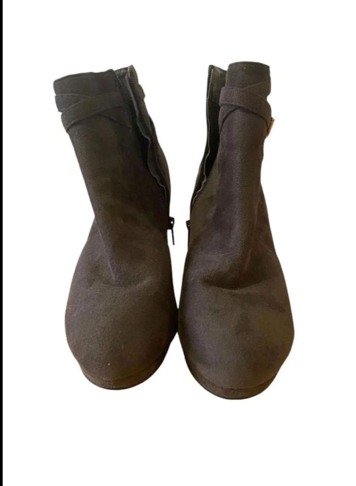 Très jolie bottines « taille 41 » - photo numéro 2