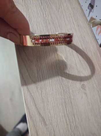 Bracelet rigide doré neuf