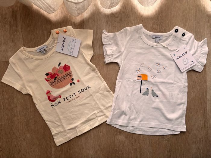 Lot 2 Tee-shirts ABSORBA Neufs avec étiquettes - 9 mois / 71 cm