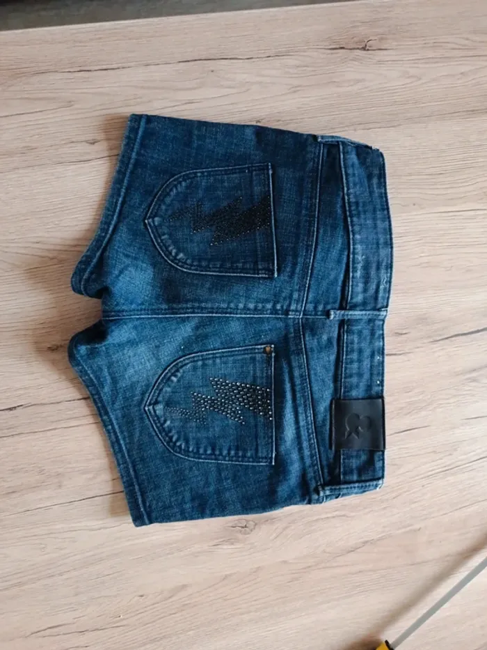 Short - photo numéro 2