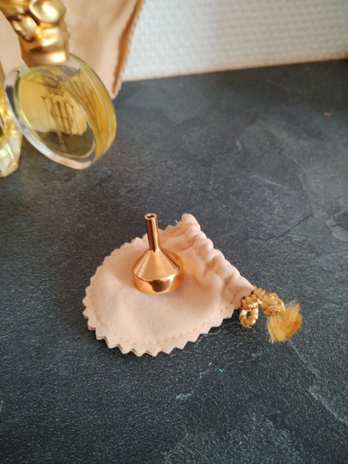 Lot de 2 eau de parfum eau du Soir neuf - photo numéro 5
