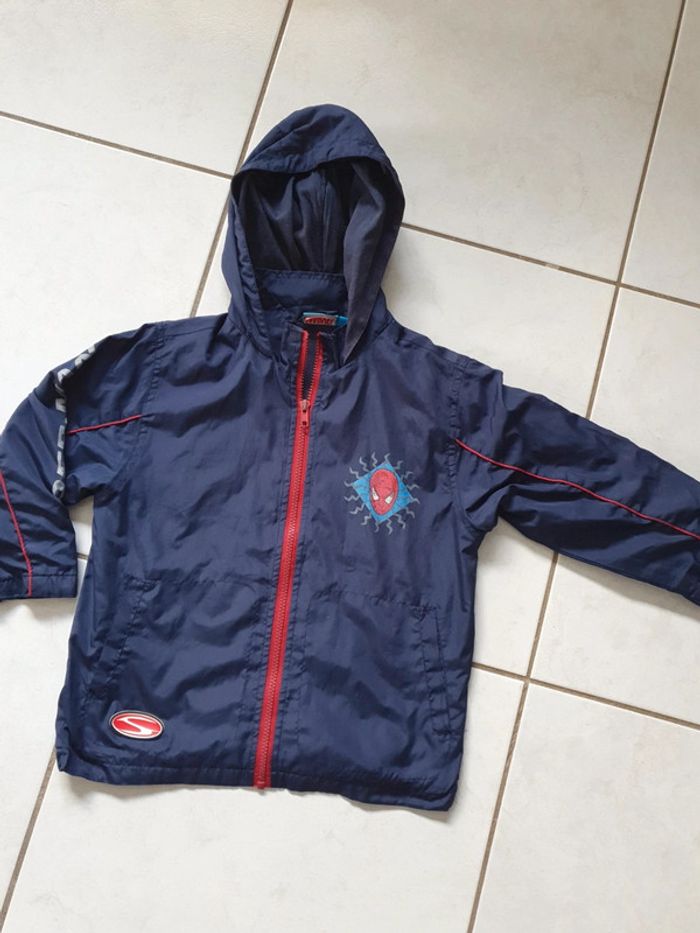 Blouson imperméable spiderman 6 ans V10 - photo numéro 3