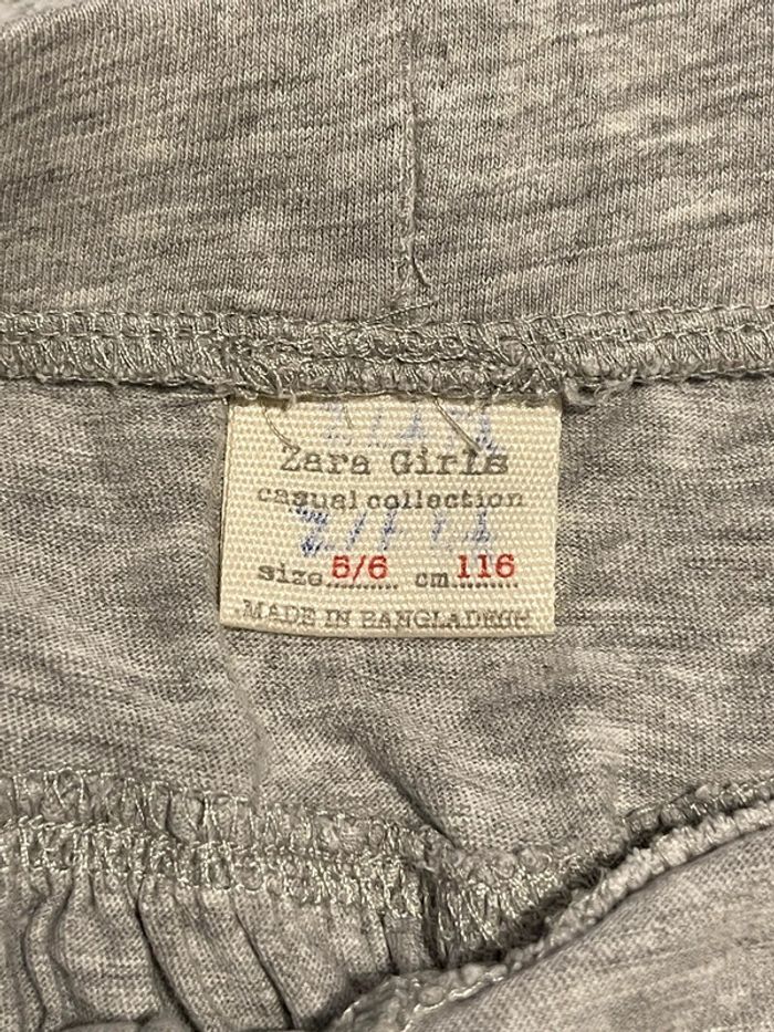 Jupe short grise - Zara girls - 5/6 ans - photo numéro 2