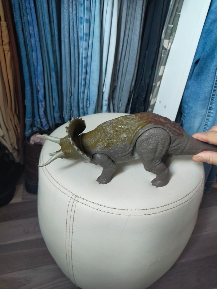 Dinosaure sonore Jurassic park Jurassic word - photo numéro 8