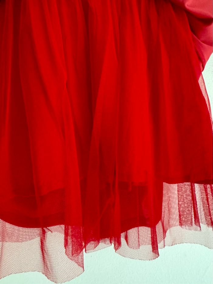 Robe rouge 5ans - photo numéro 4