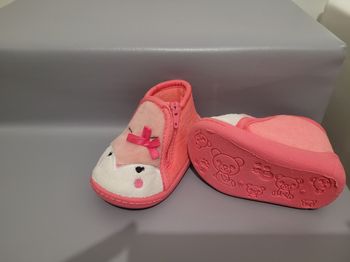 Chaussons fille T.18