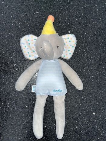 Peluche doudou éléphant dodie