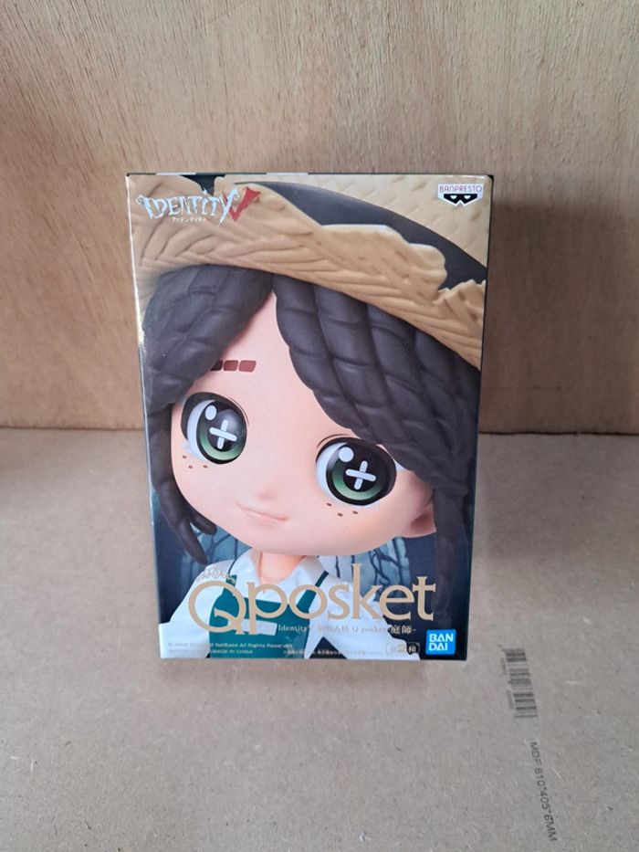 Emma Woods figurine identity v qposket banpresto