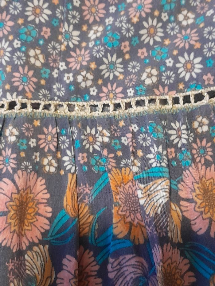 Jolie robe longue fleurie - photo numéro 7