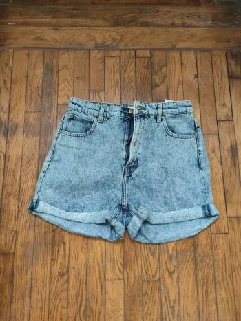 Shorts en jean taille L 40 Bershka