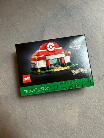 Boîte Lego set 40911 mini pokemon center neuf 