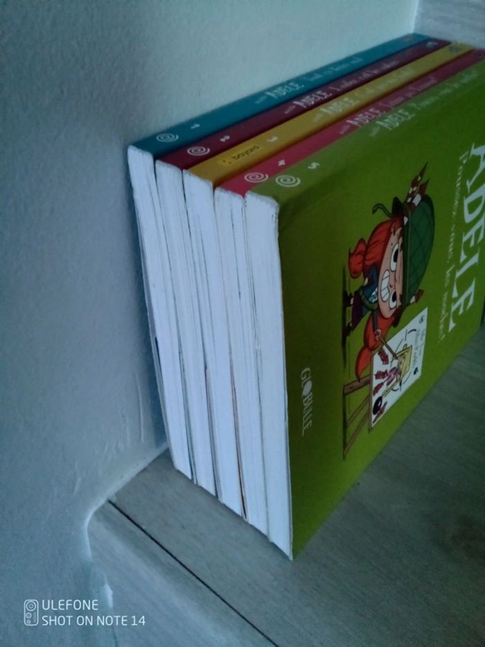 Lot de 5 bd mortelle Adèle de 1 à 5 - photo numéro 3