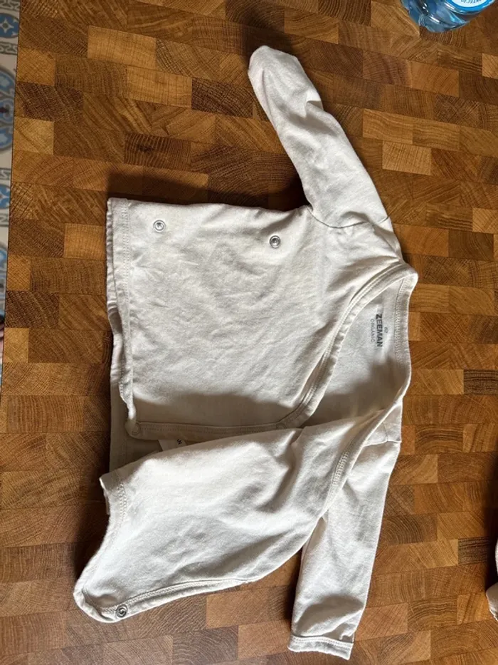 Gilet beige - photo numéro 2