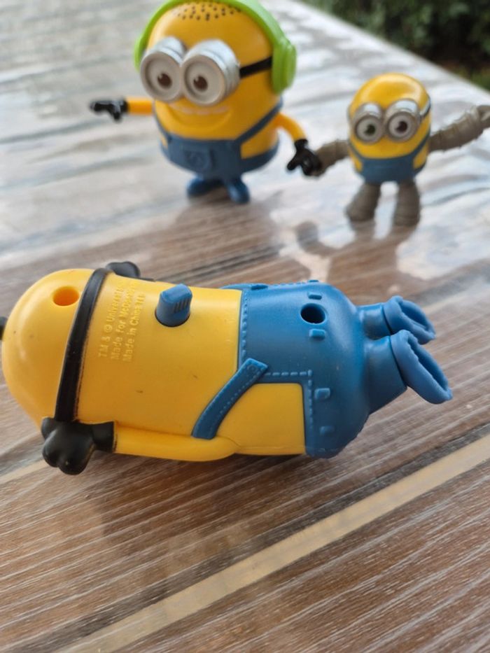 Lot de 3 figurines minions - photo numéro 2