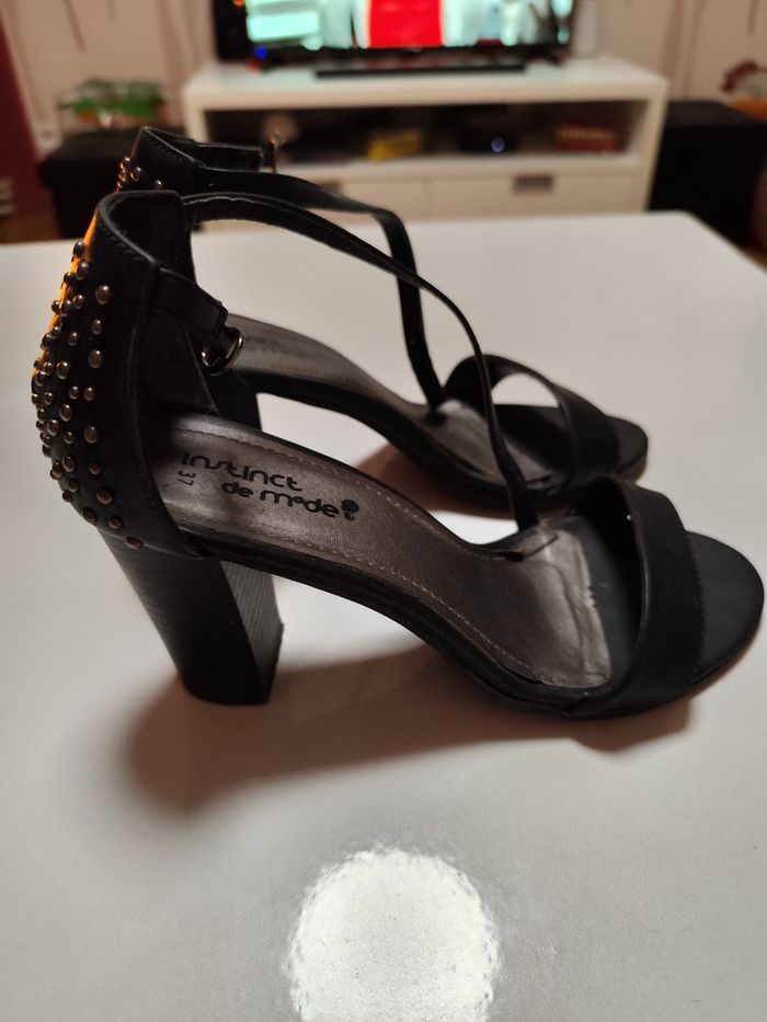 Nu pieds - photo numéro 3