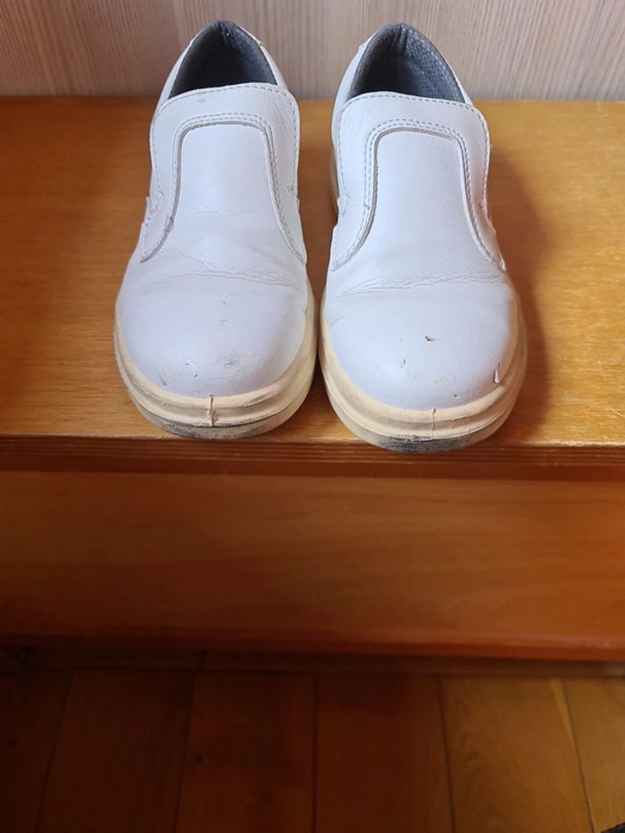 Chaussures de sécurité pointure 39 - photo numéro 2