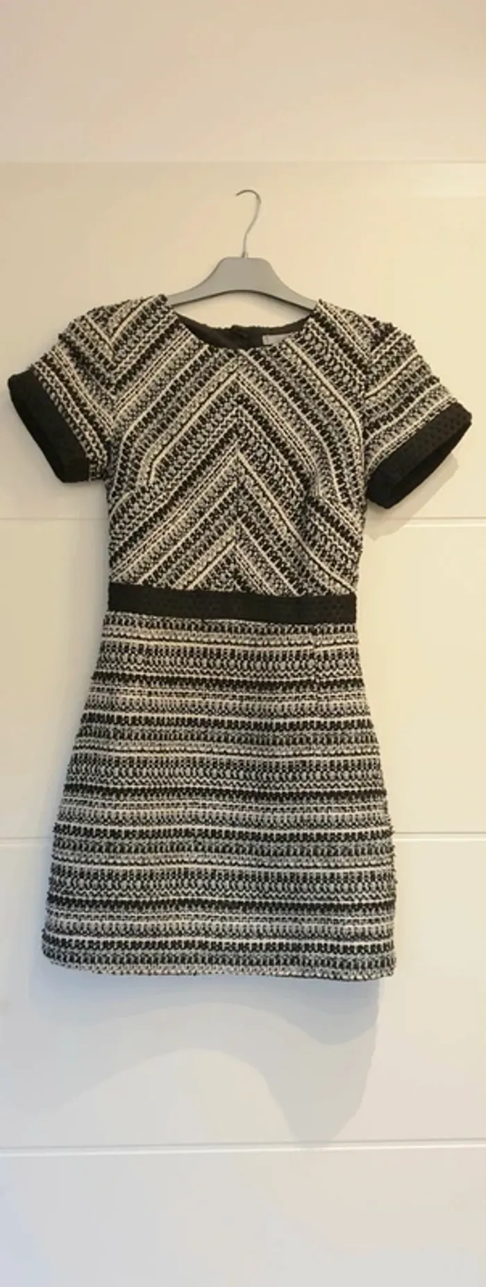 Robe chic tweed, taille 34, H&M - photo numéro 2