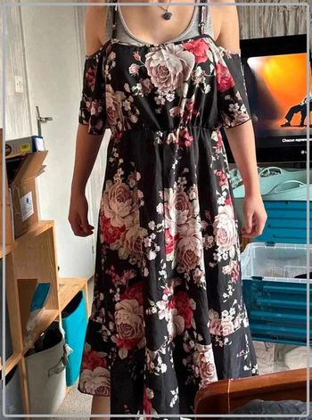 Magnifique robe fleurie taille 44
