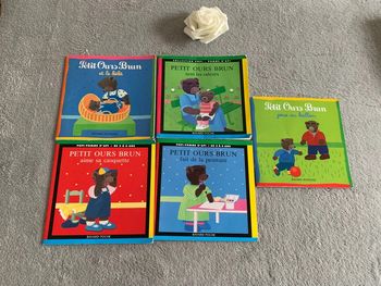 Lot de 5 livres petits ours brun souples