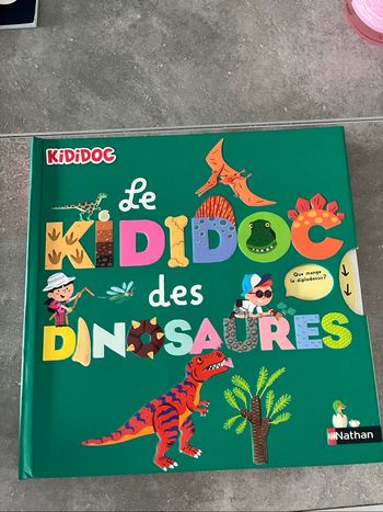 Livre dinosaure