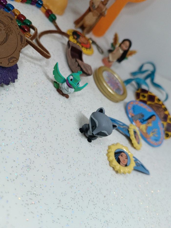 Pocahontas princesse Disney collier boussole barrette clip Animator animator's figurine miroir - photo numéro 8