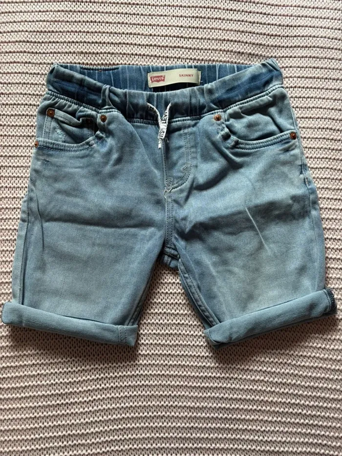 Lot 5 Shorts 10 ans garçon dont 1 Levi's offert - photo numéro 7